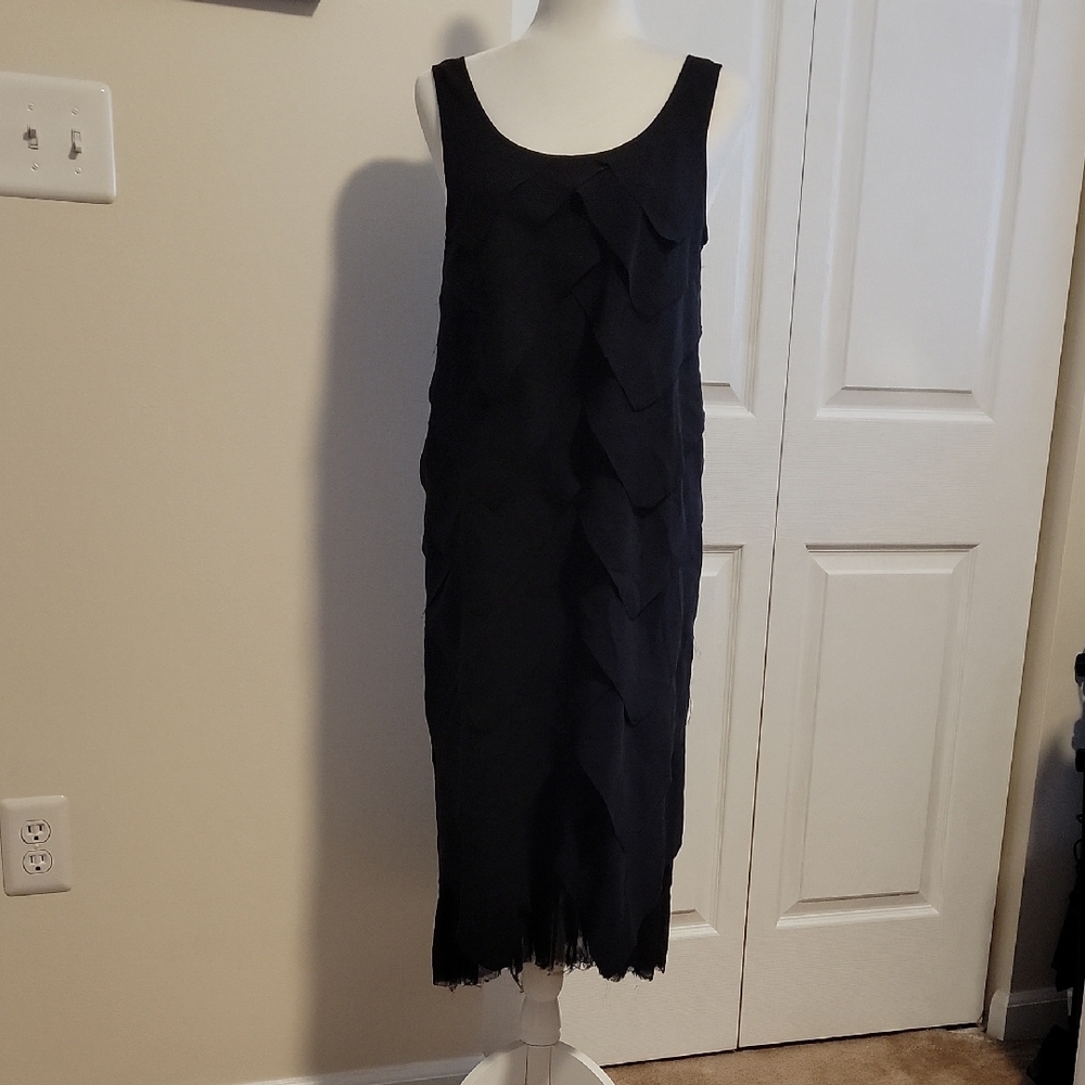 Elegant Black Sleeveless Dress